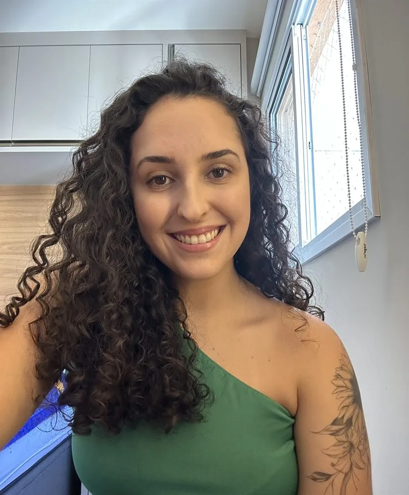 Gislaine, criadora da Gi Casa Sites